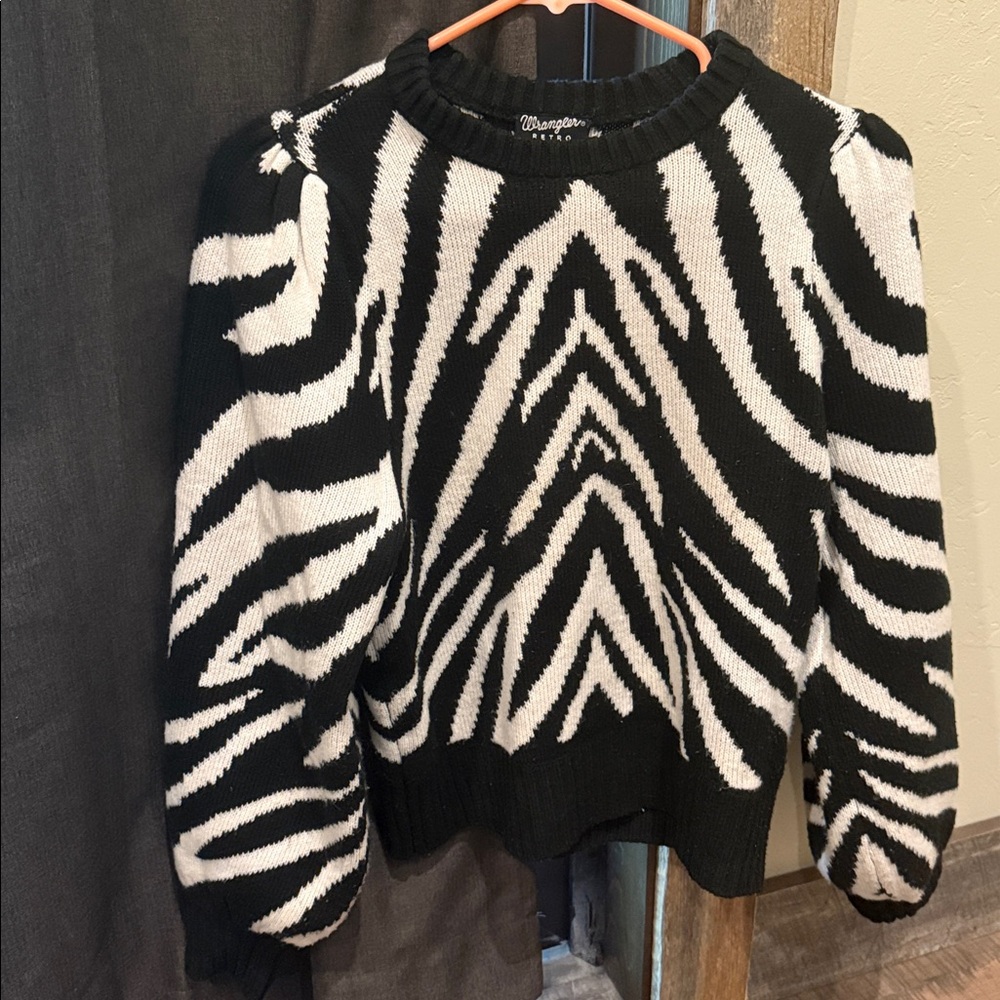Wrangler Zebra Pattern Knit Sweater